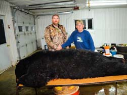 1 hunter, 2 bears taken in 3 days at Northview Hunting and Fishing Lodge